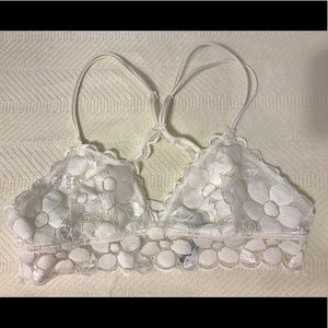 💜 Lace Triangle Bralette w/ Scalloped Hem 💜